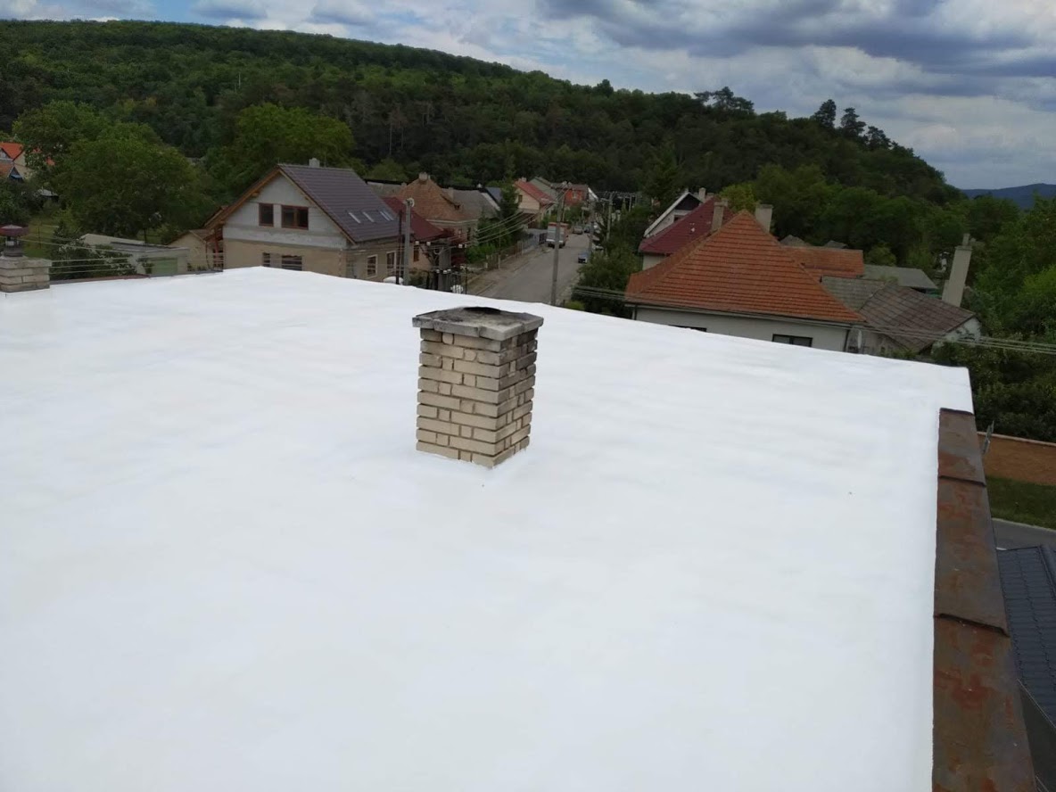 Izolace ploché střechy RD - Silikonový nátěr
