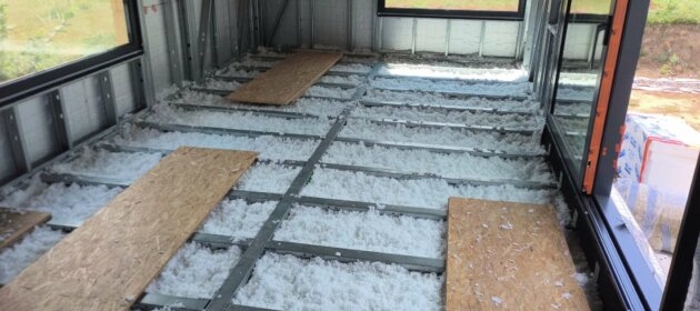 Foukaná izolace Supafil Loft v podlahové konstrukci rodinného domu
