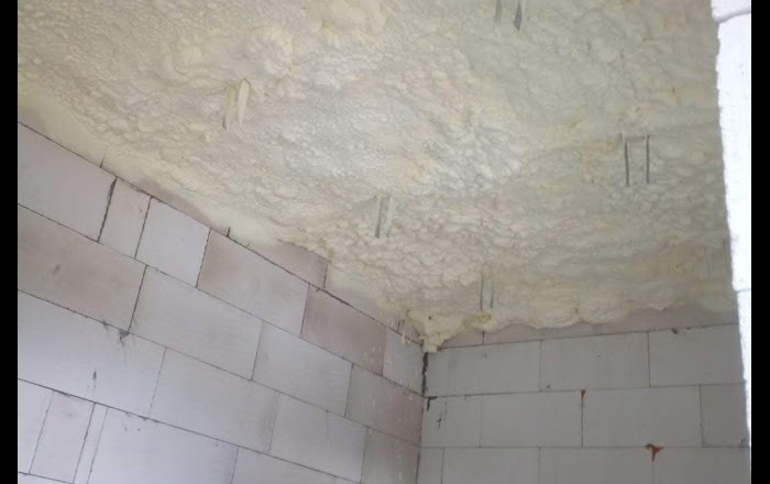 Levná a kvalitní stříkaná izolace