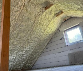 Izolujete střechu PUR pěnou?